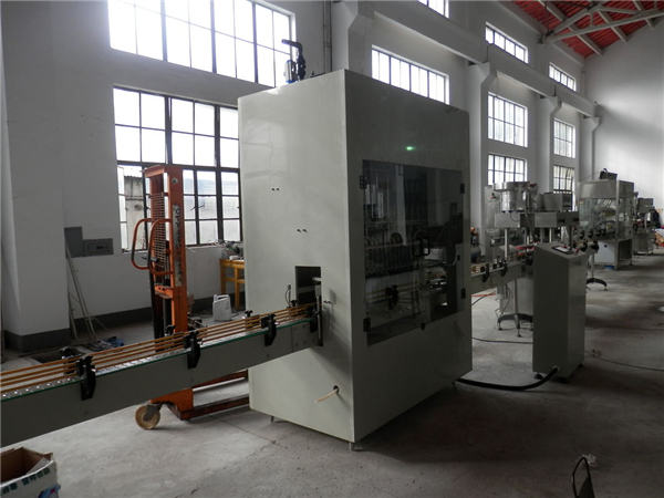 චීනයේ ස්වයංක්‍රීය බ්ලීච් ෆිලර්