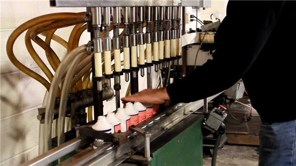 උසස් තත්ත්වයේ ස්වයංක්‍රීය වැසිකිළි බ්ලීච් පිරවුම් යන්ත්‍රය