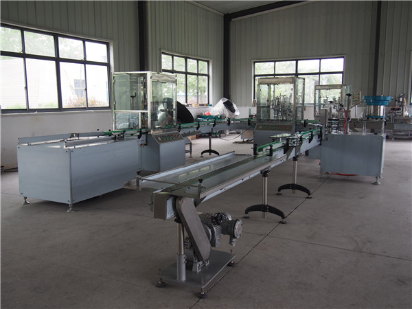 ස්වයංක්‍රීය ෂැම්පූ පිරවීම සහ ආවරණ මාර්ගය