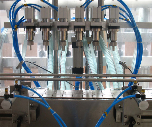 හය හිස ස්වයංක්රීය ද්රව පිරවුම් යන්ත්රය